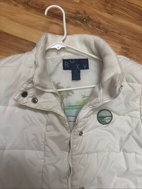 Vintage Roxy Cream Quilted Puffer Jacket